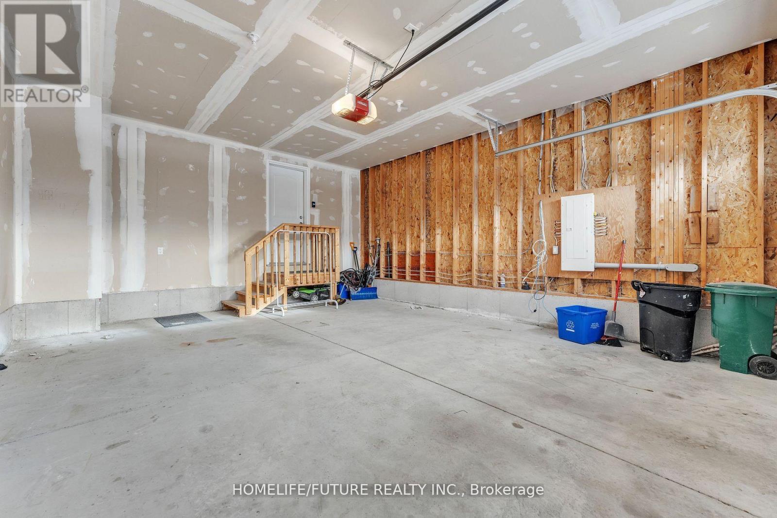 1508 BERKSHIRE DRIVE - 24