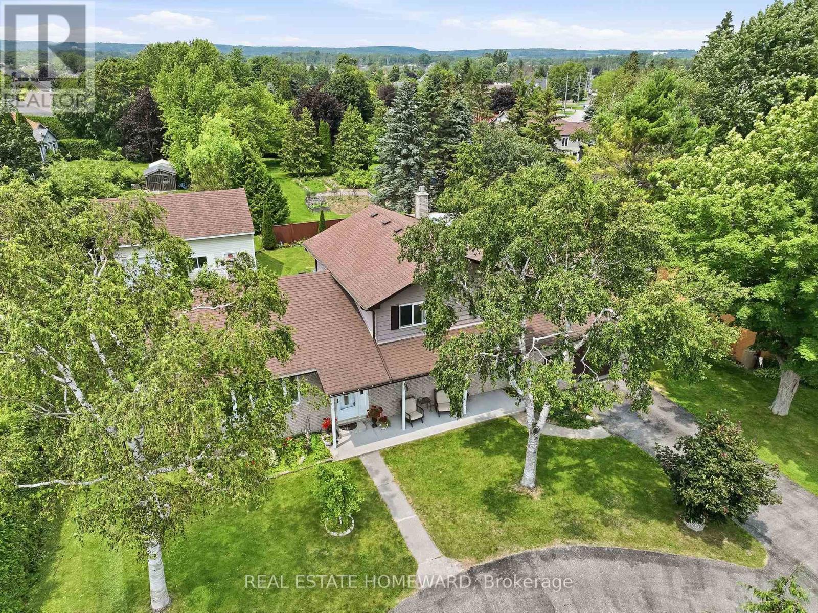 120 HARBOUR STREET - 3