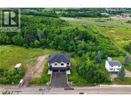 4pc Bathroom - 133 Charles Lutes Road, Moncton, NB E1G2P8 Photo 6