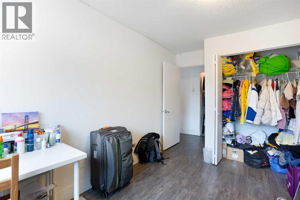 #2C 515 17 Avenue SW - 15