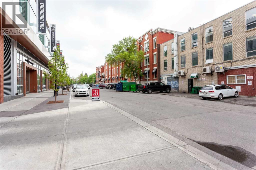 #2C 515 17 Avenue SW - 23