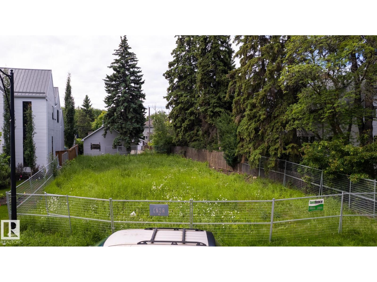 14307 SUMMIT DR NW, Crestwood, Edmonton photo 3