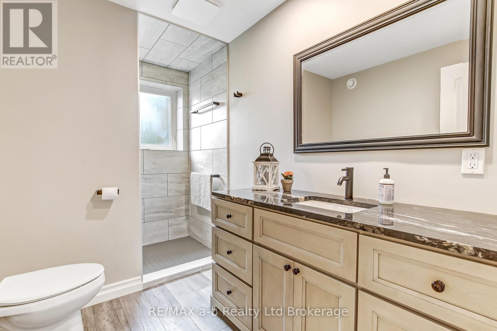 325840 NORWICH ROAD - 25