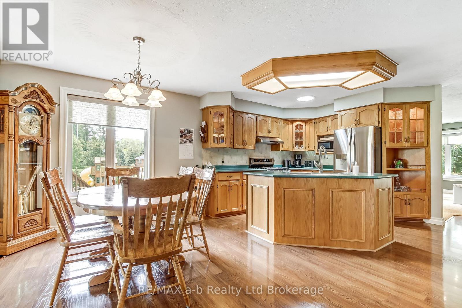 325840 NORWICH ROAD - 18