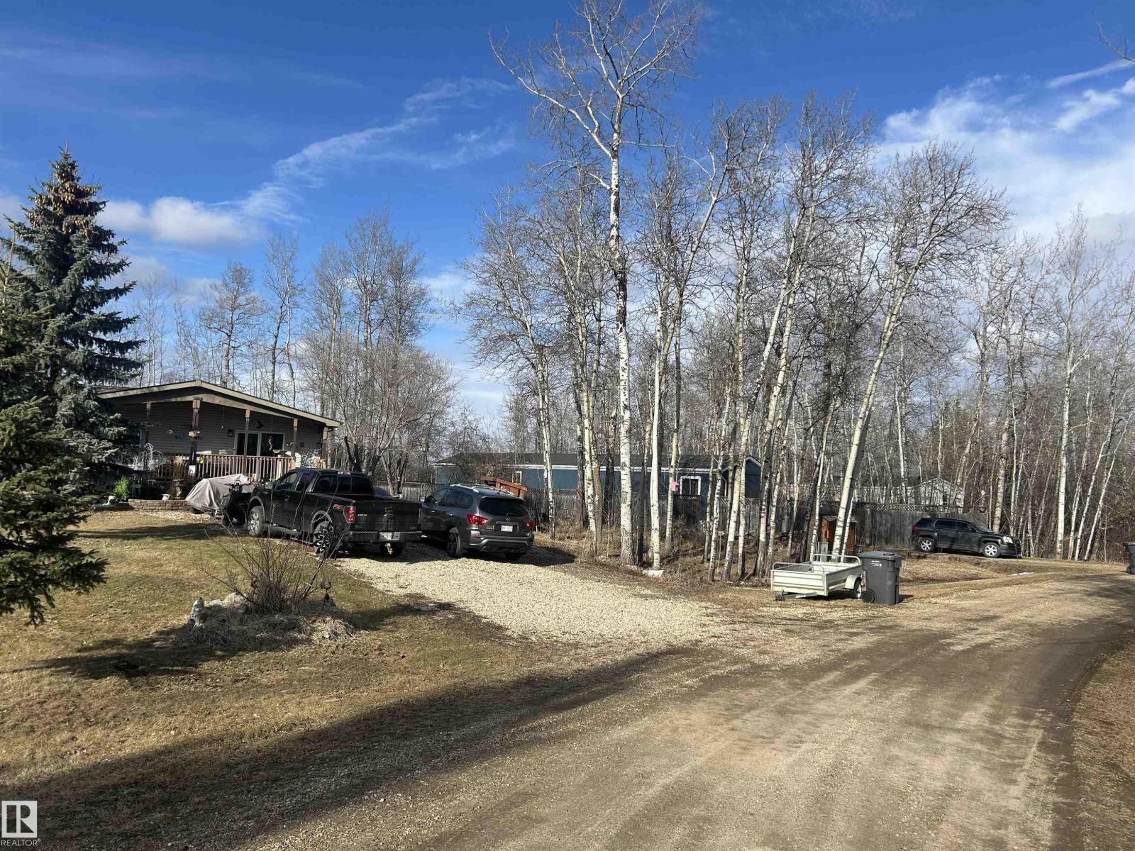 54500 LAC STE ANNE Trail