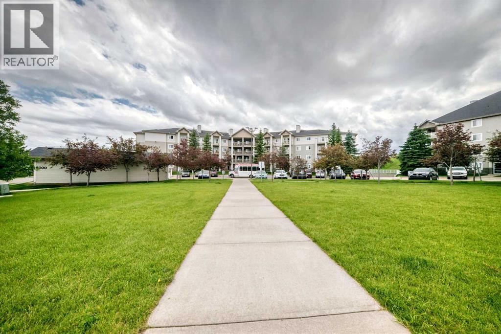 #105 5000 Somervale Court SW - Image 34