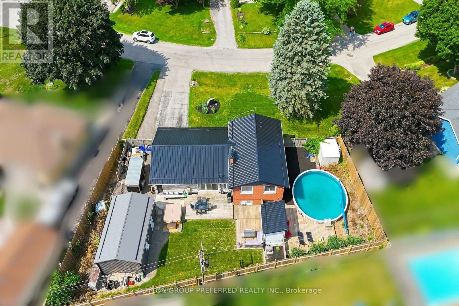 264 CHITTICK CRESCENT - 48