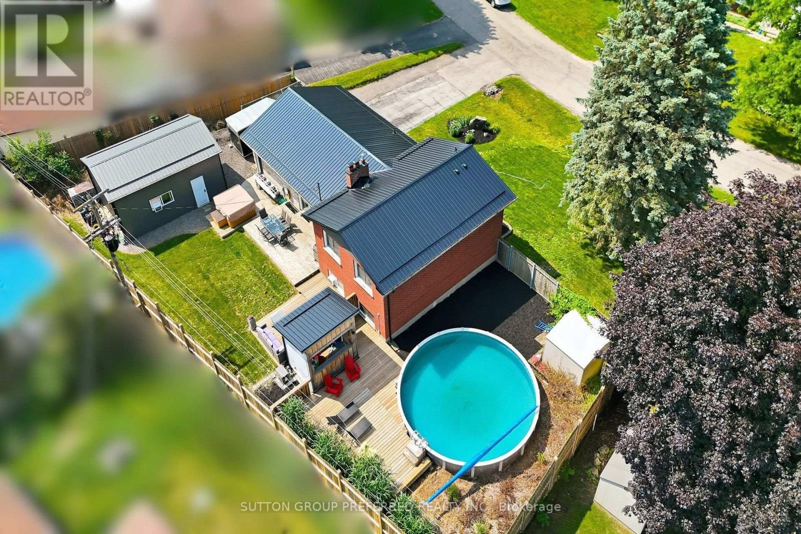 264 CHITTICK CRESCENT - 47