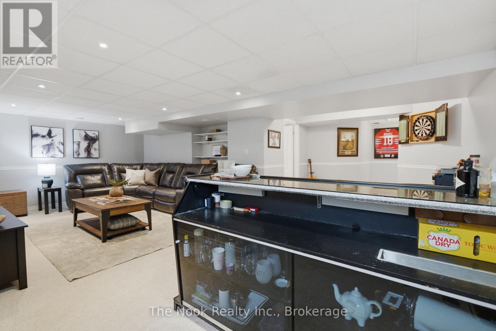99 EARL CUDDIE BOULEVARD - 44