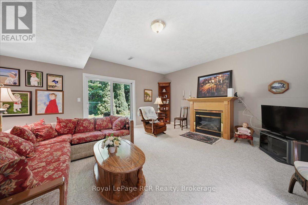 255 2ND AVENUE W - 31