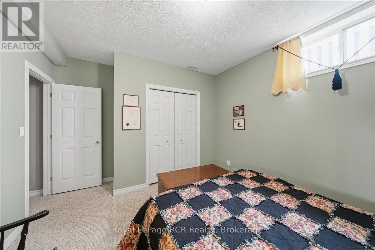 255 2ND AVENUE W - 39