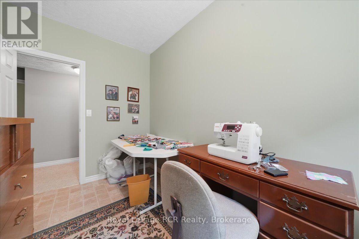 255 2ND AVENUE W - 44