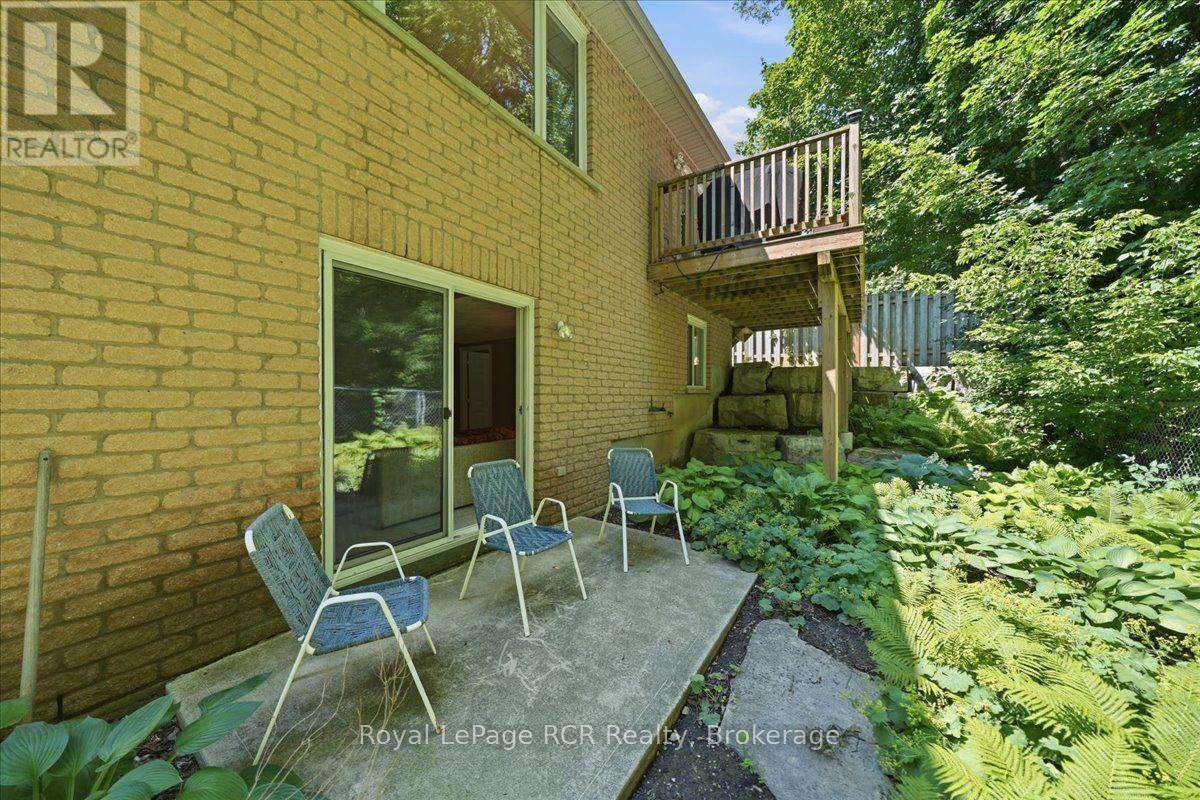 255 2ND AVENUE W - 46
