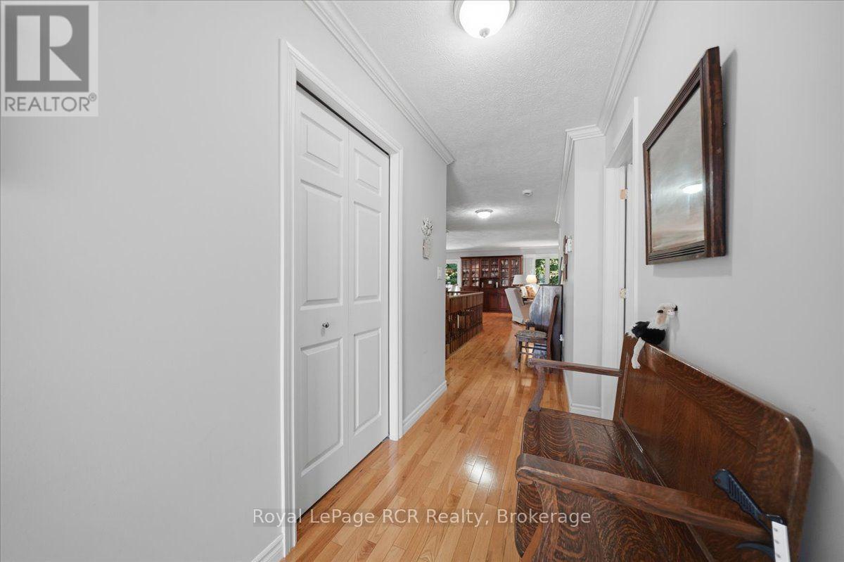 255 2ND AVENUE W - 5