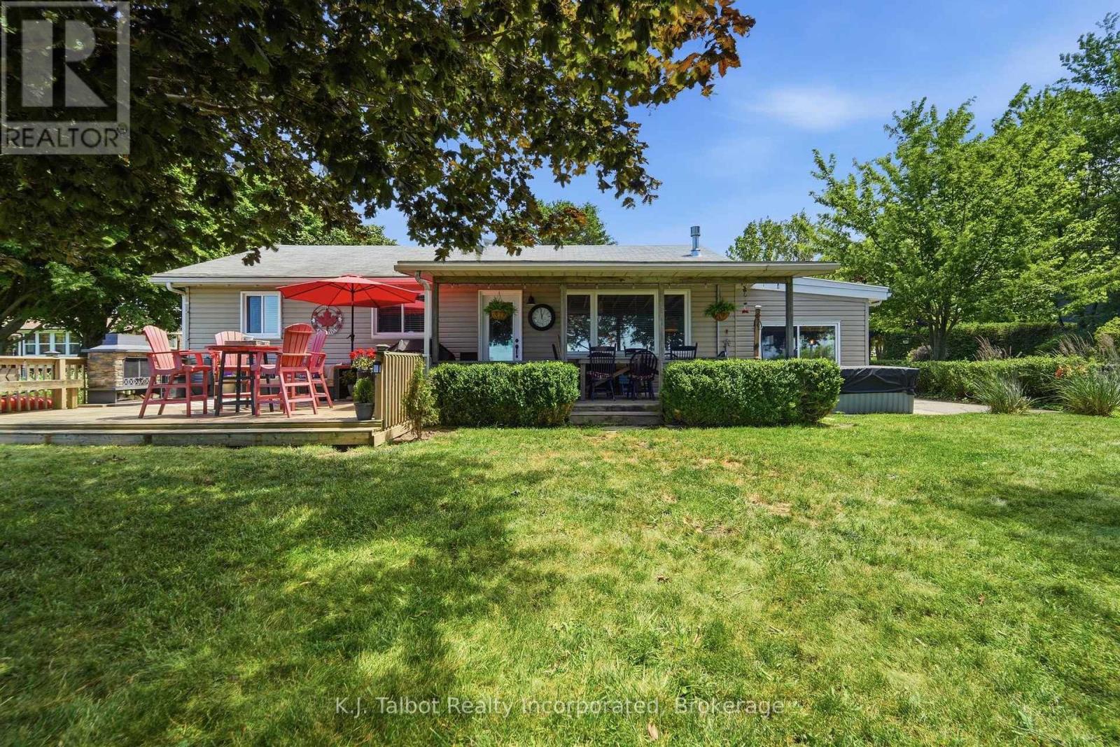 72163 LAKESHORE DRIVE N - 1