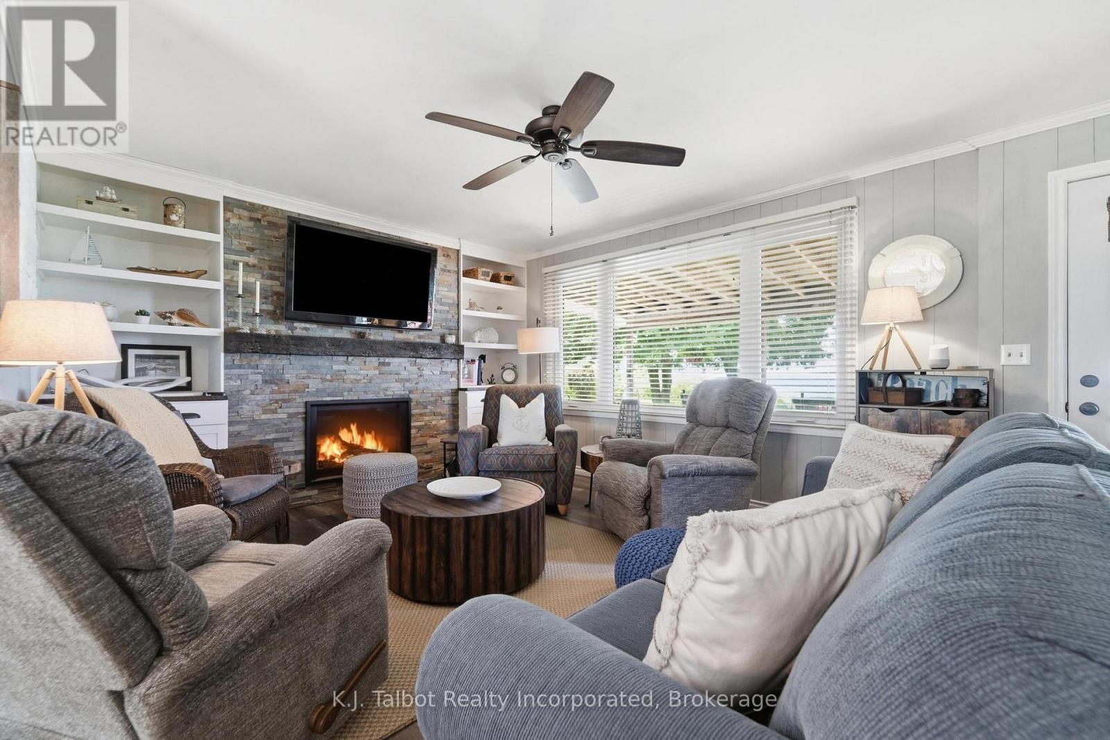 72163 LAKESHORE DRIVE N - 11