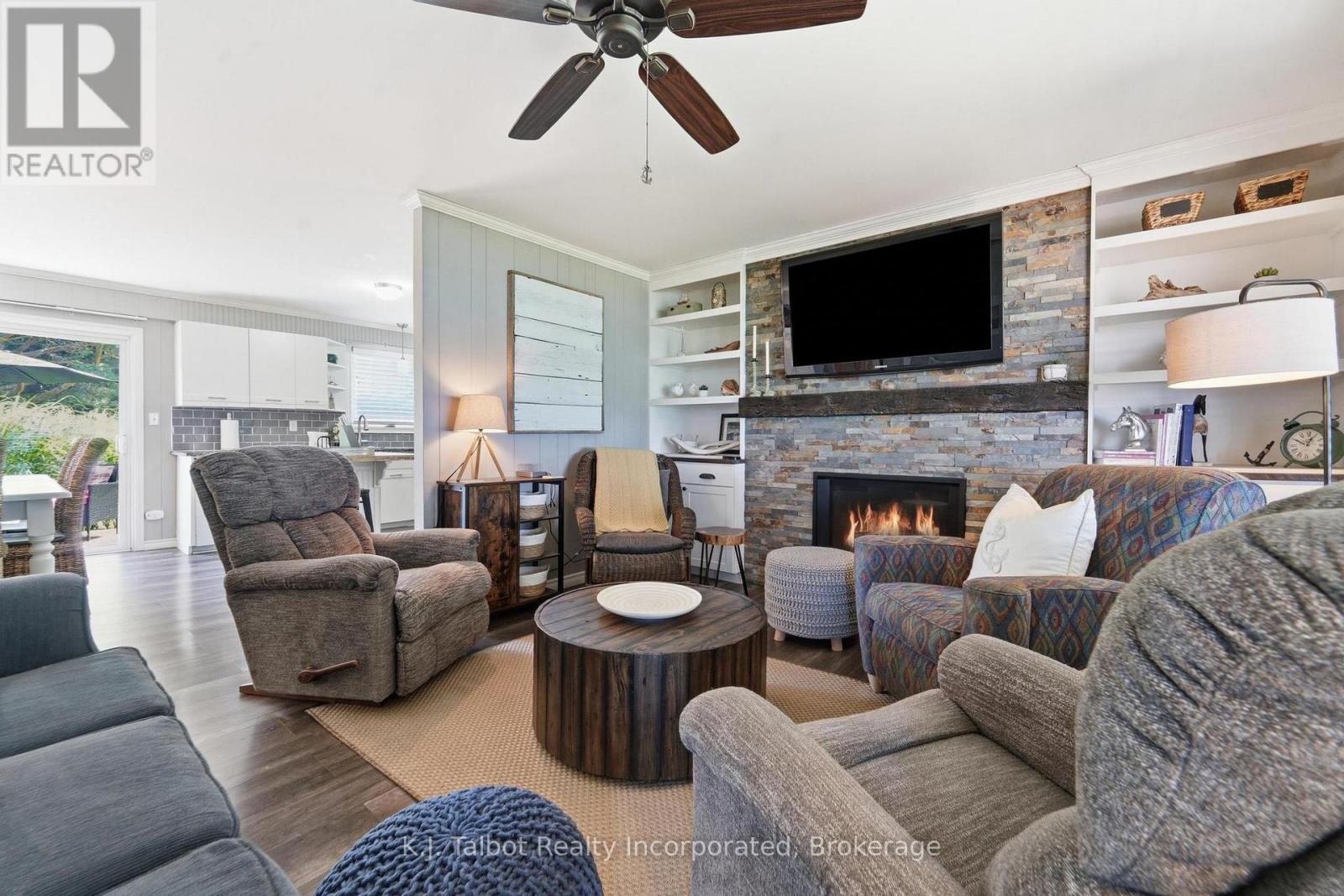 72163 LAKESHORE DRIVE N - Image 13
