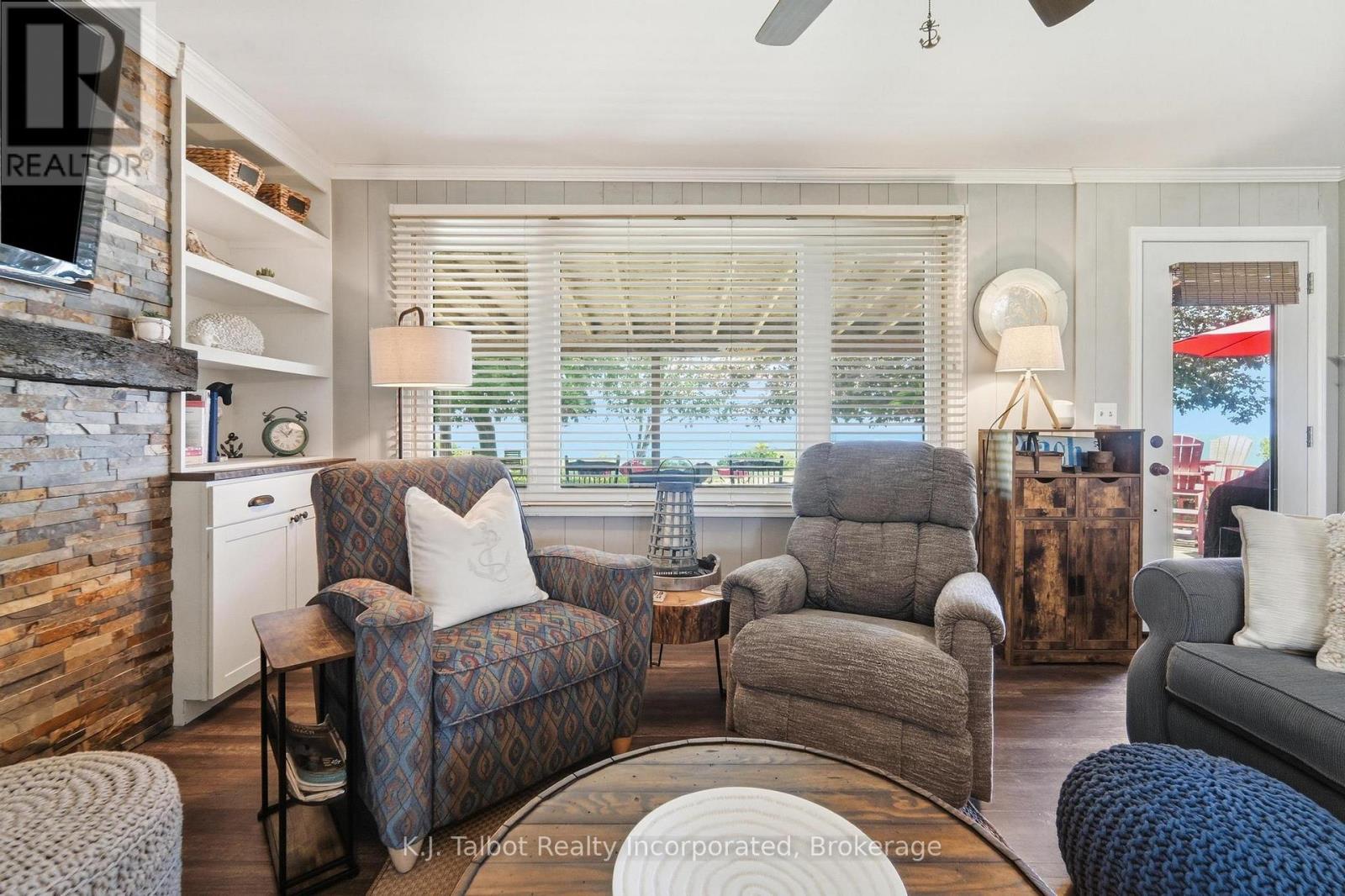72163 LAKESHORE DRIVE N - Image 14