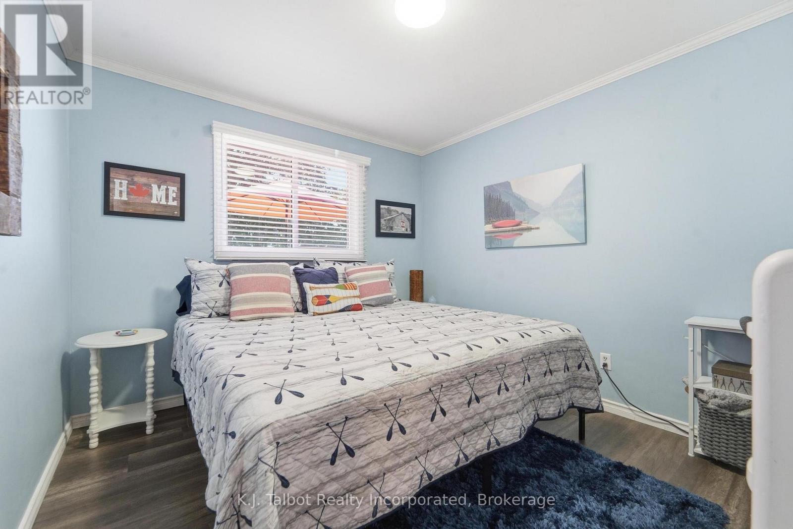 72163 LAKESHORE DRIVE N - Image 15