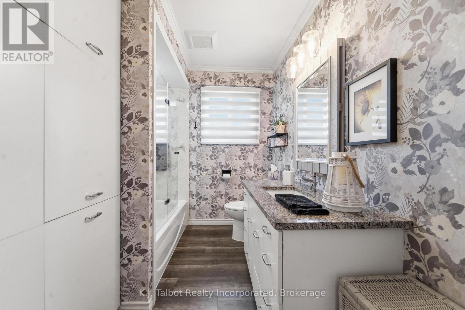 72163 LAKESHORE DRIVE N - Image 18