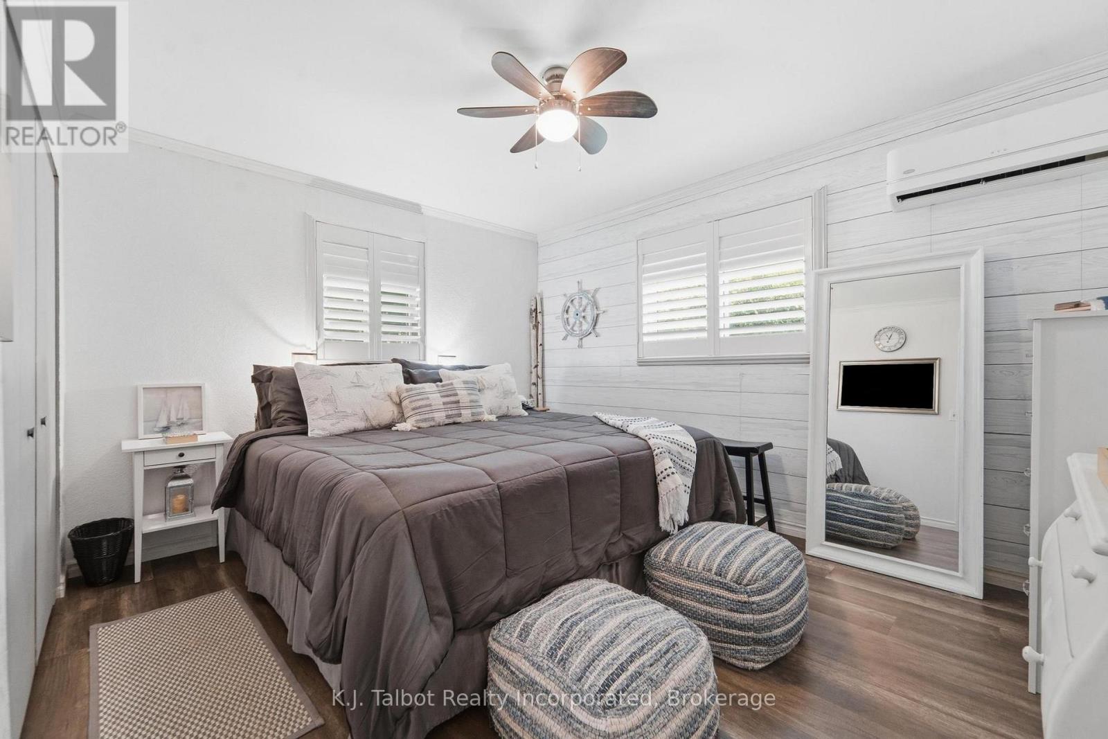 72163 LAKESHORE DRIVE N - Image 19