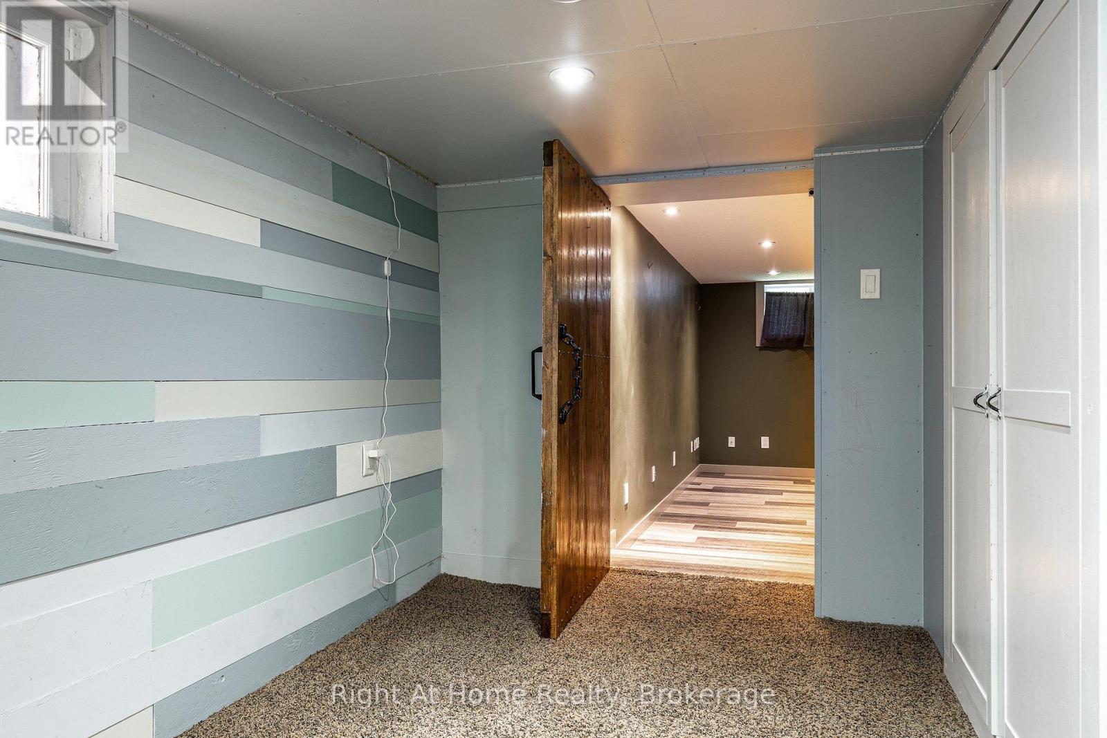 92 REBECCA STREET - 34