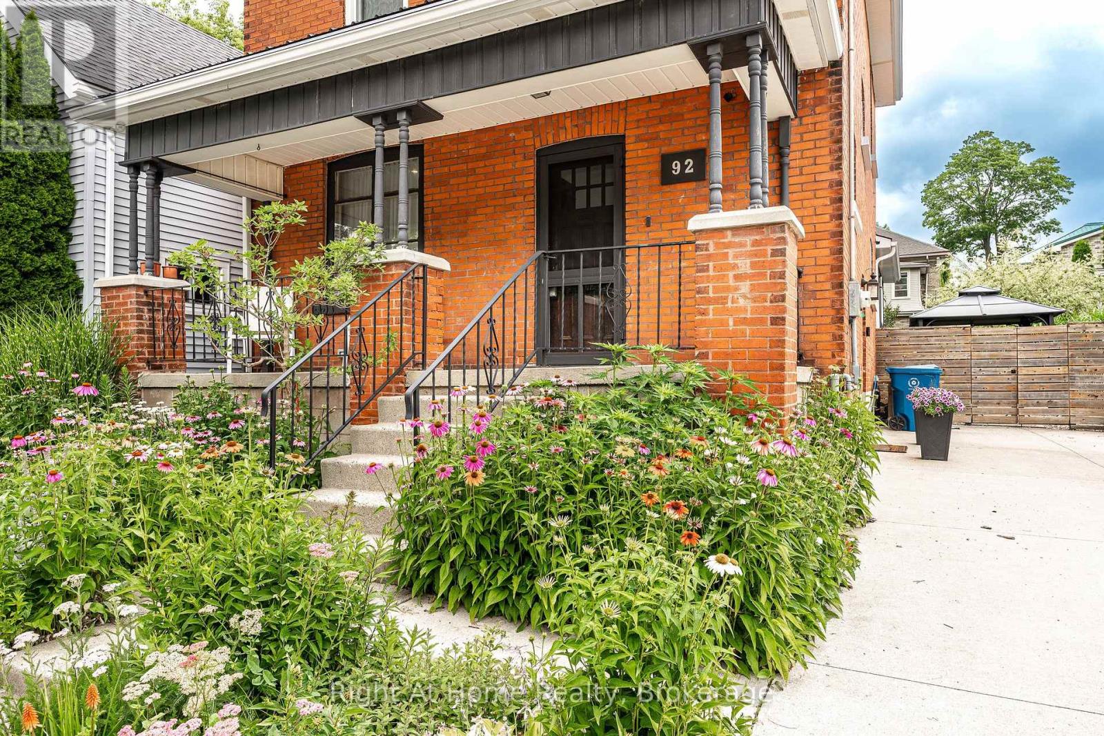 92 REBECCA STREET - 39