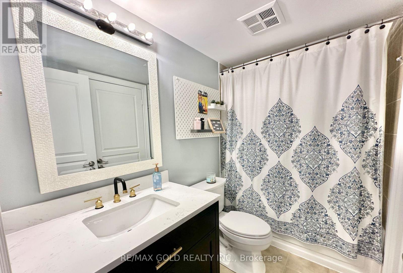 #1608 10 NORTHTOWN WAY - 29