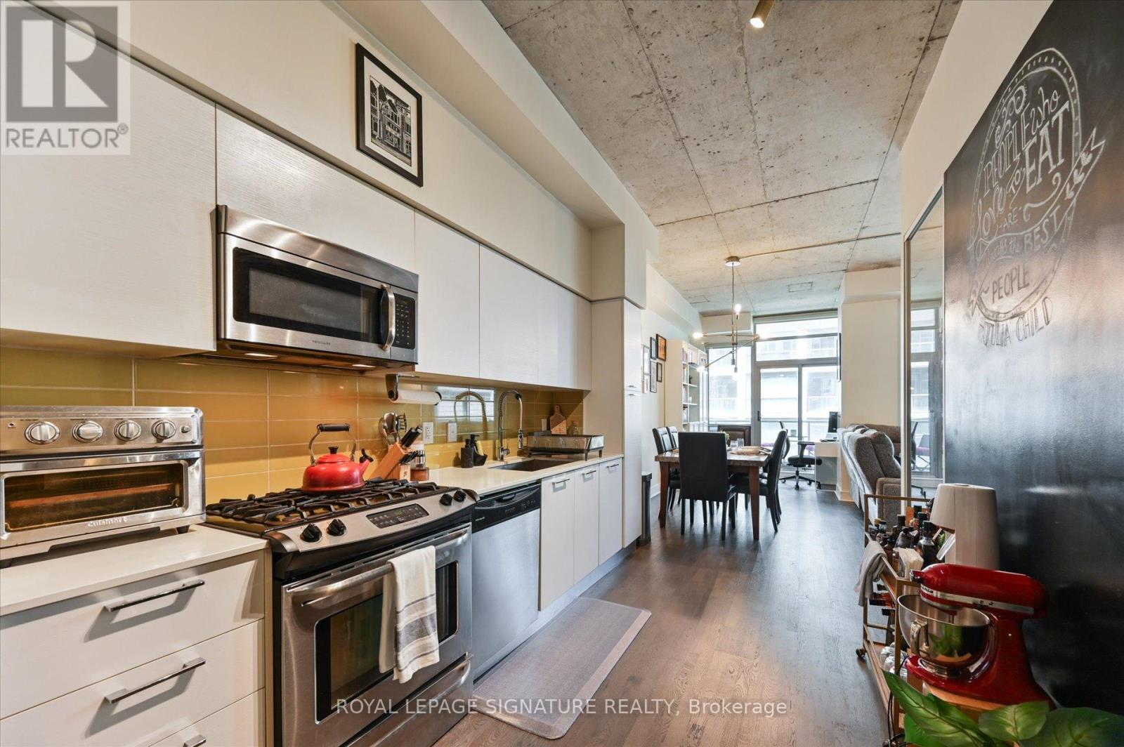 #420 399 ADELAIDE STREET W - 12