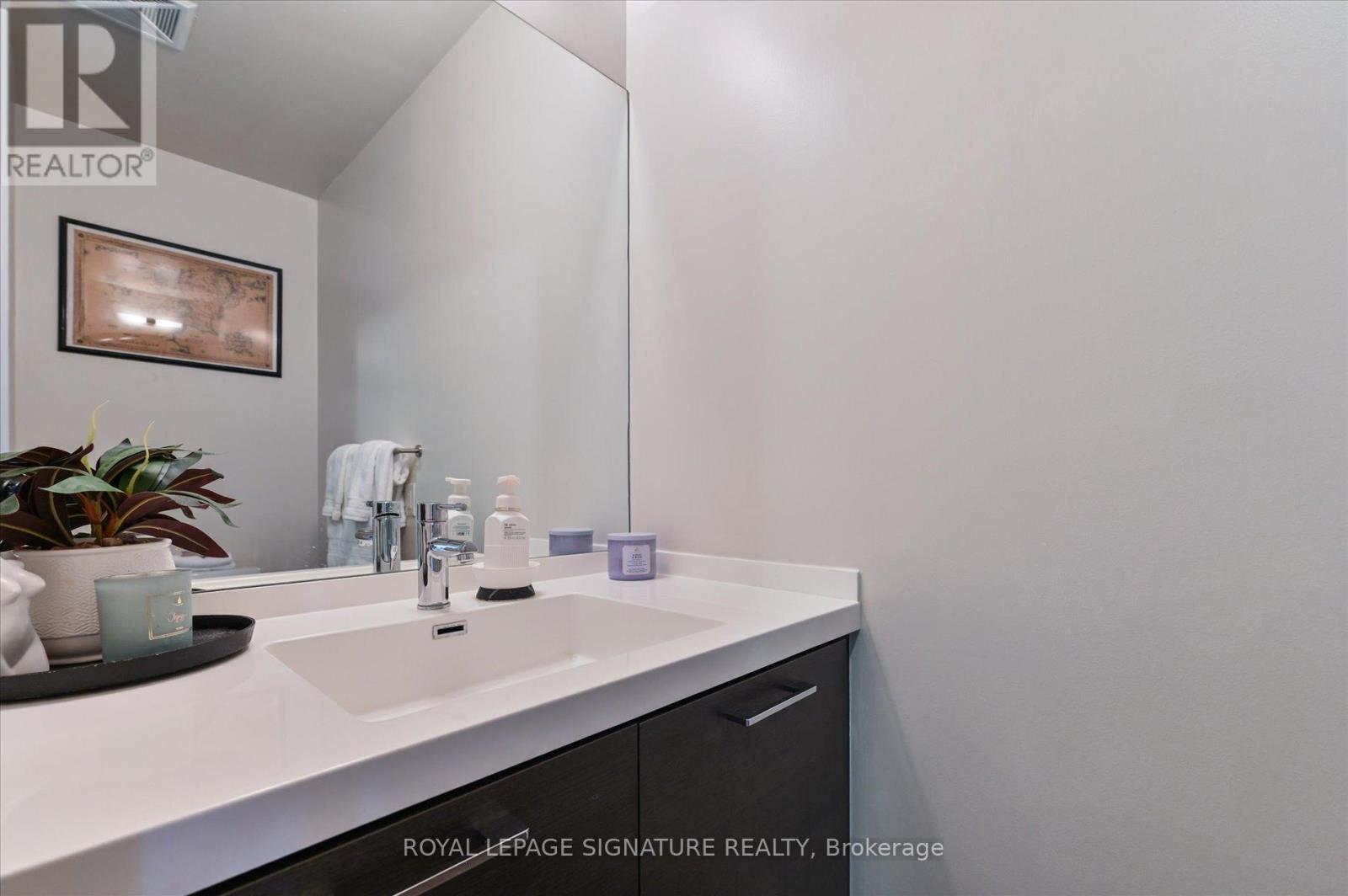 #420 399 ADELAIDE STREET W - 16