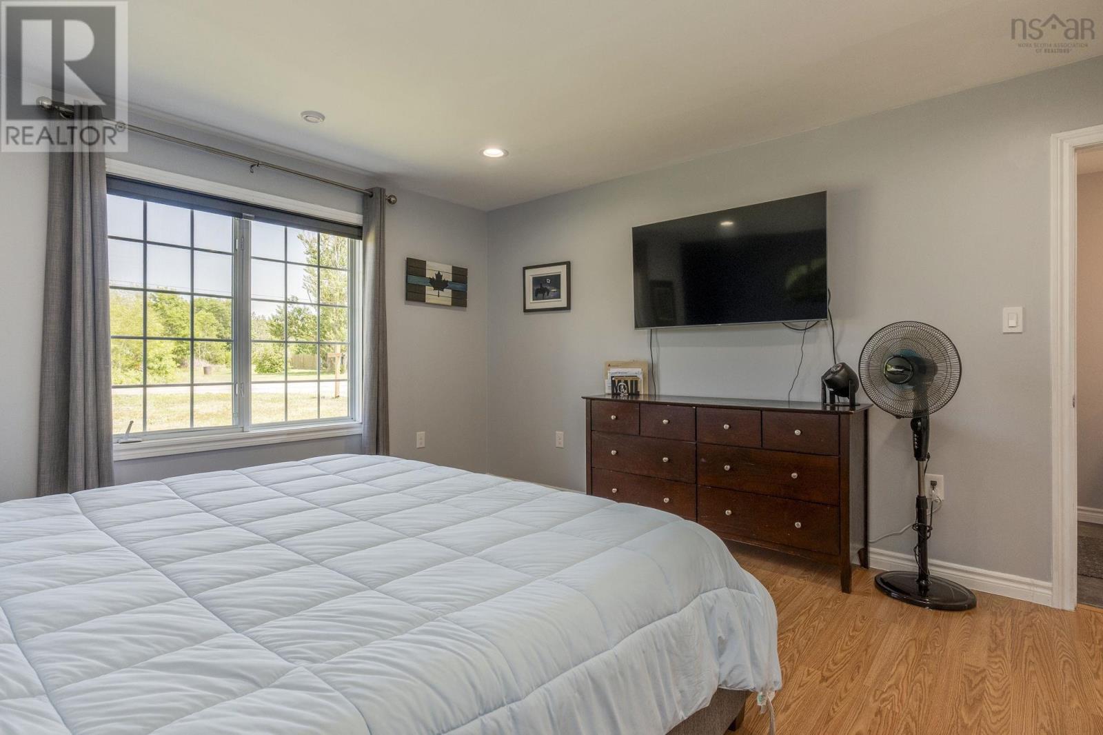1199 New Road - 21