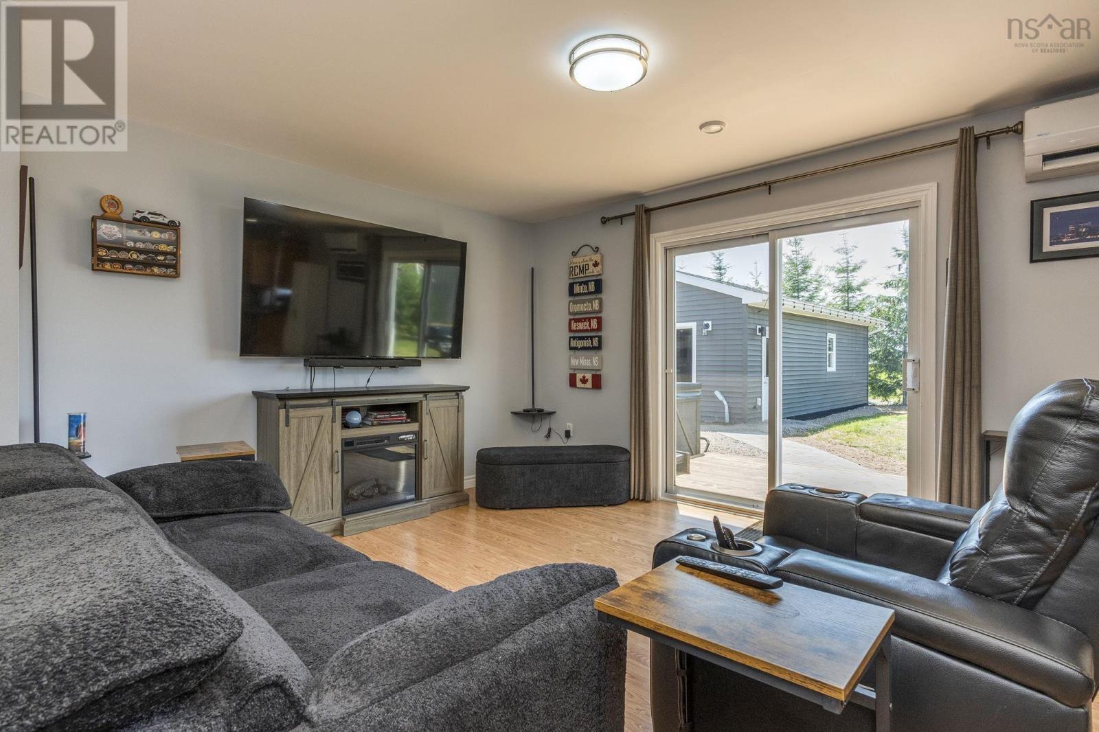 1199 New Road - 13