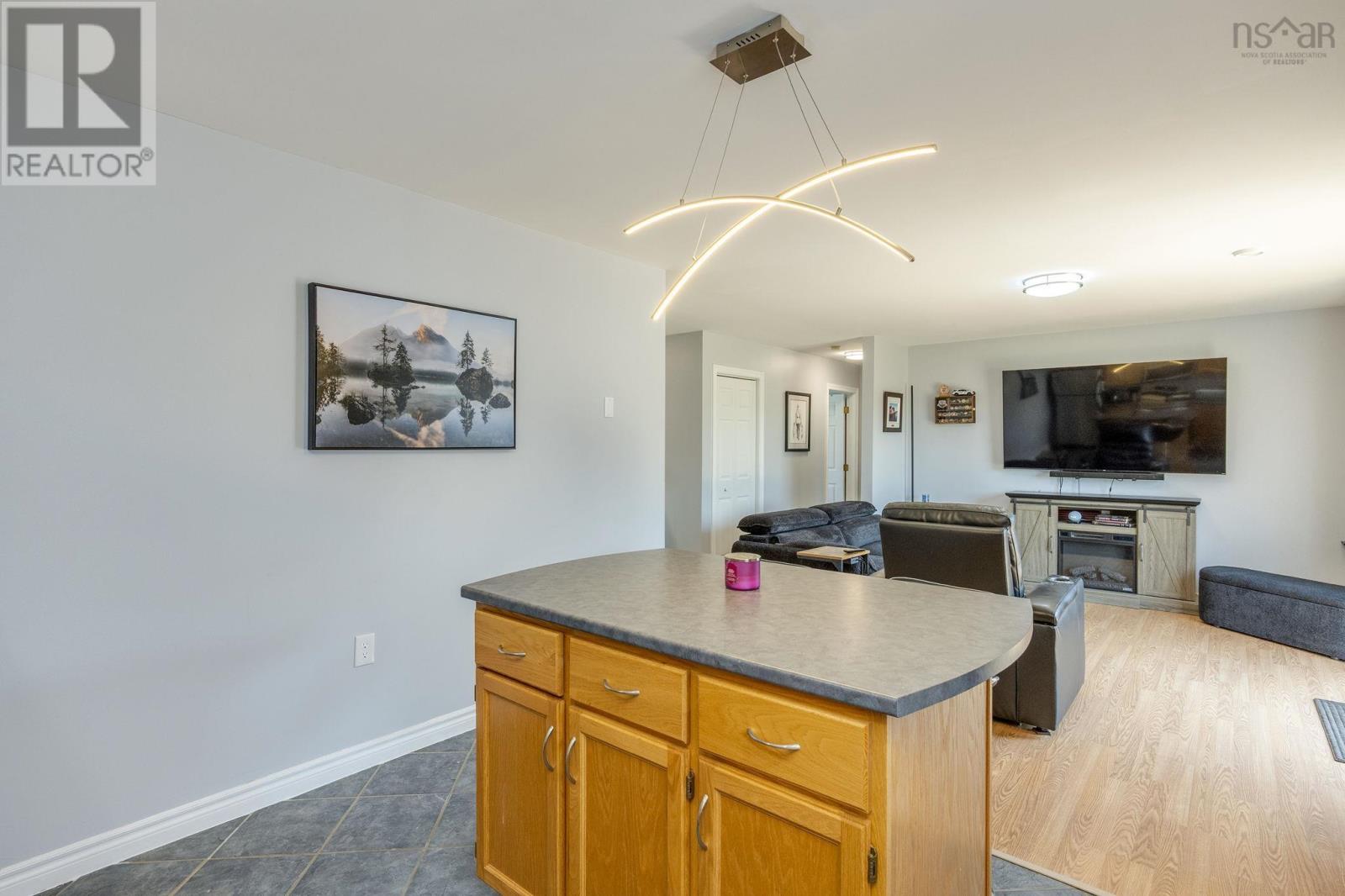 1199 New Road - 19