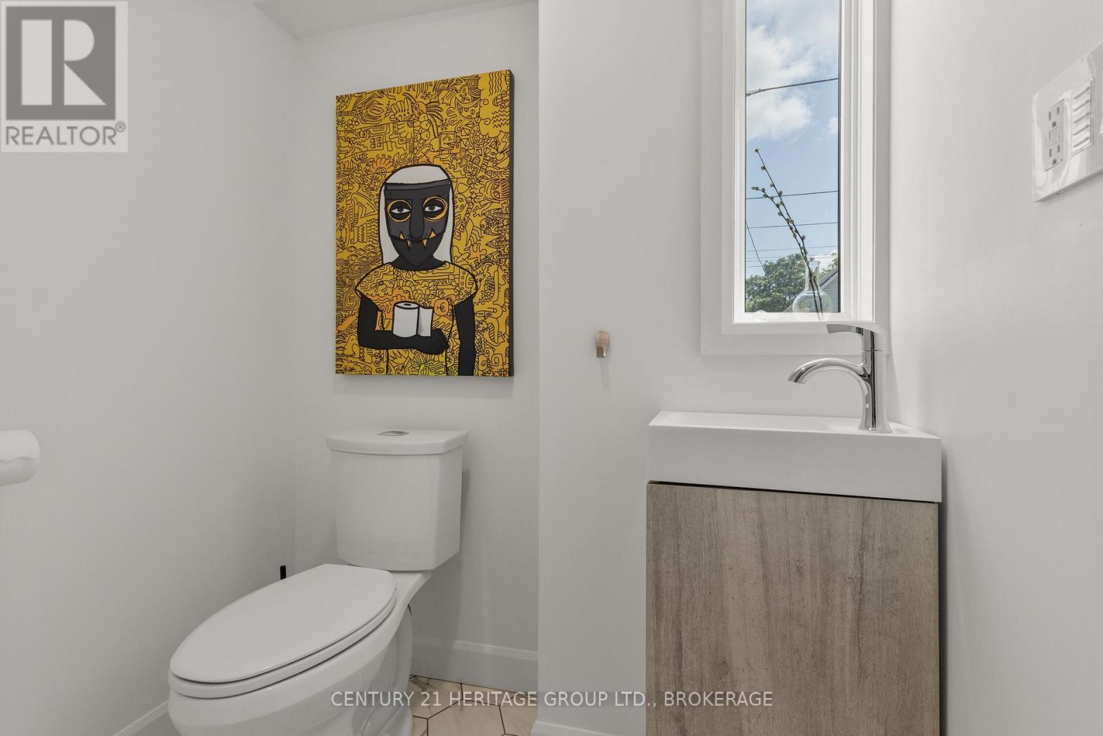 6 ST CATHERINE STREET - 14