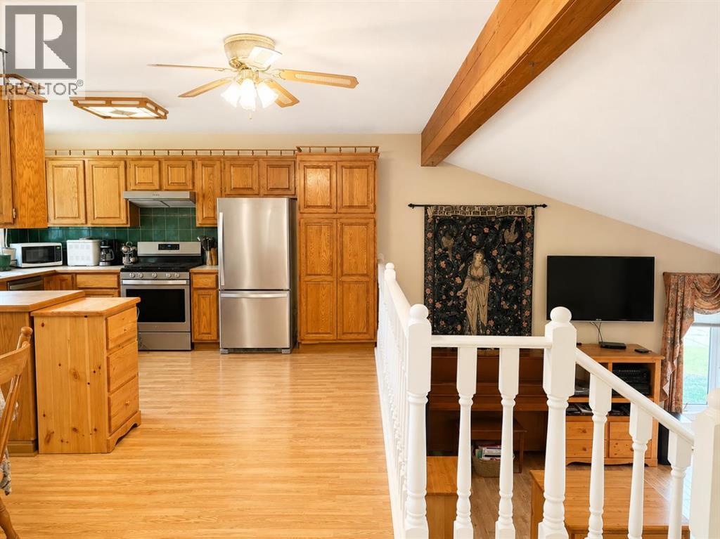 5756 55 Street - 12