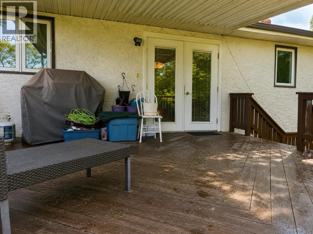 5756 55 Street - 29