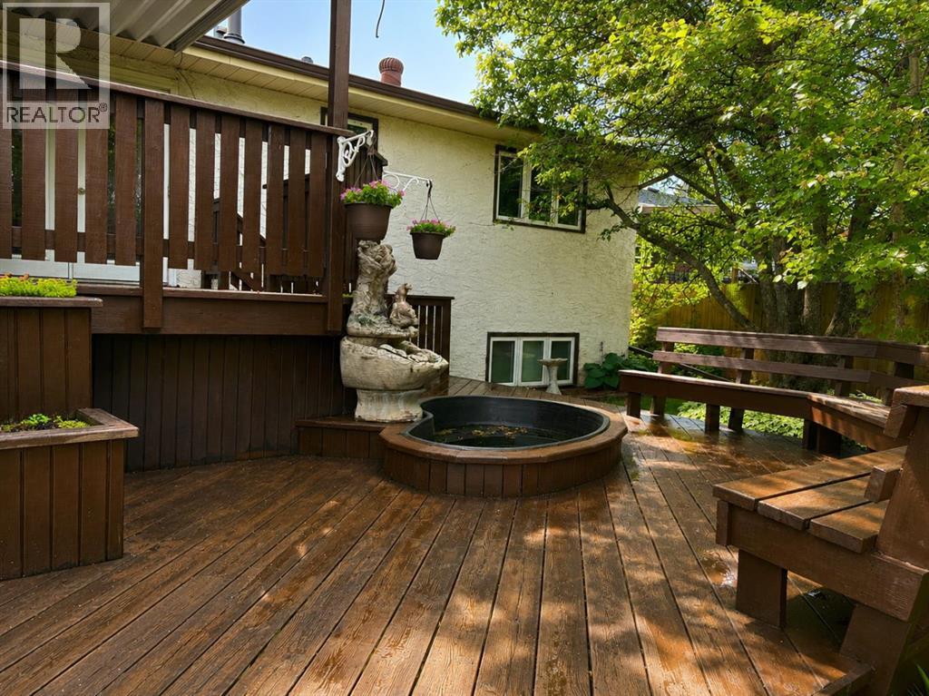 5756 55 Street - 24