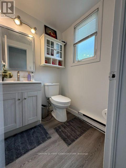 #42 1855 ALDERSBROOK ROAD W - Image 13