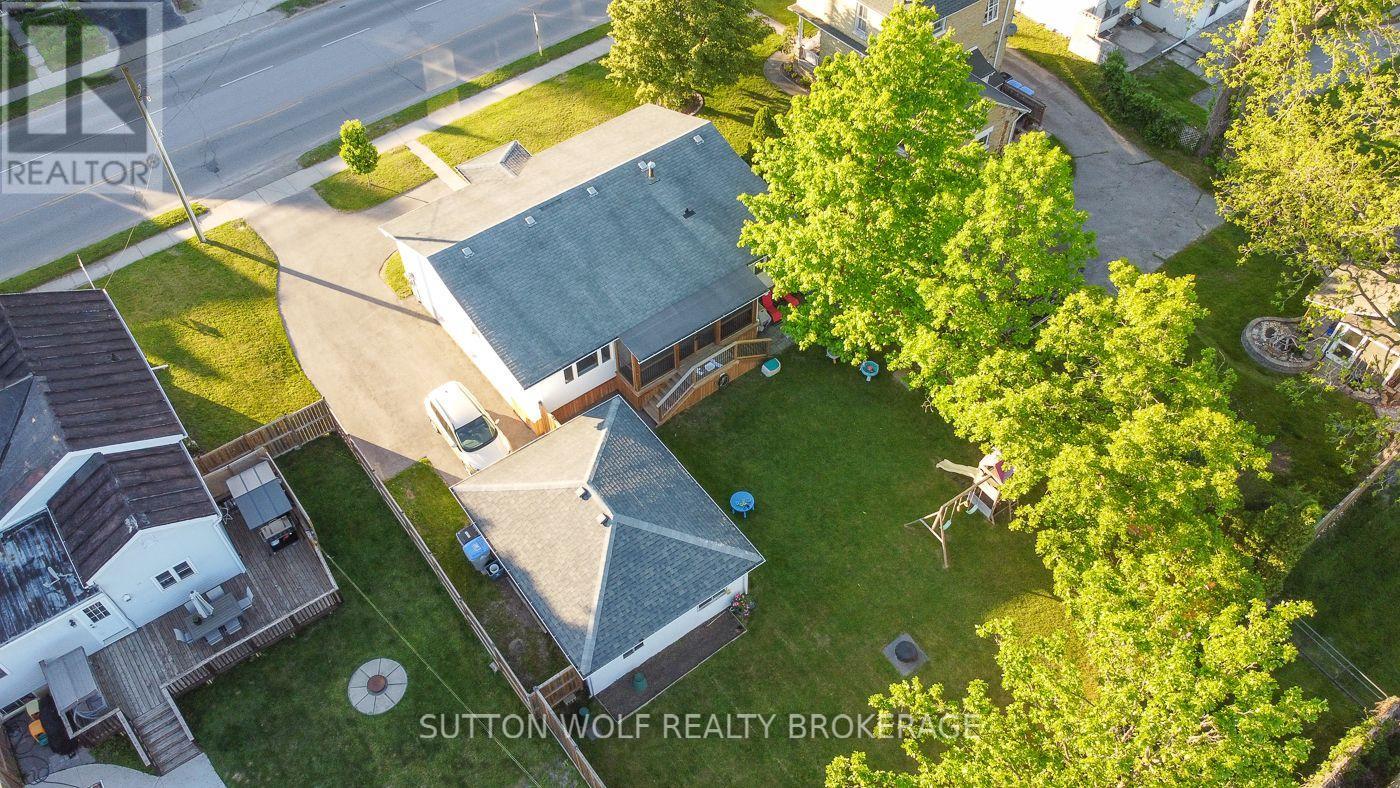 112 METCALFE STREET E - 42