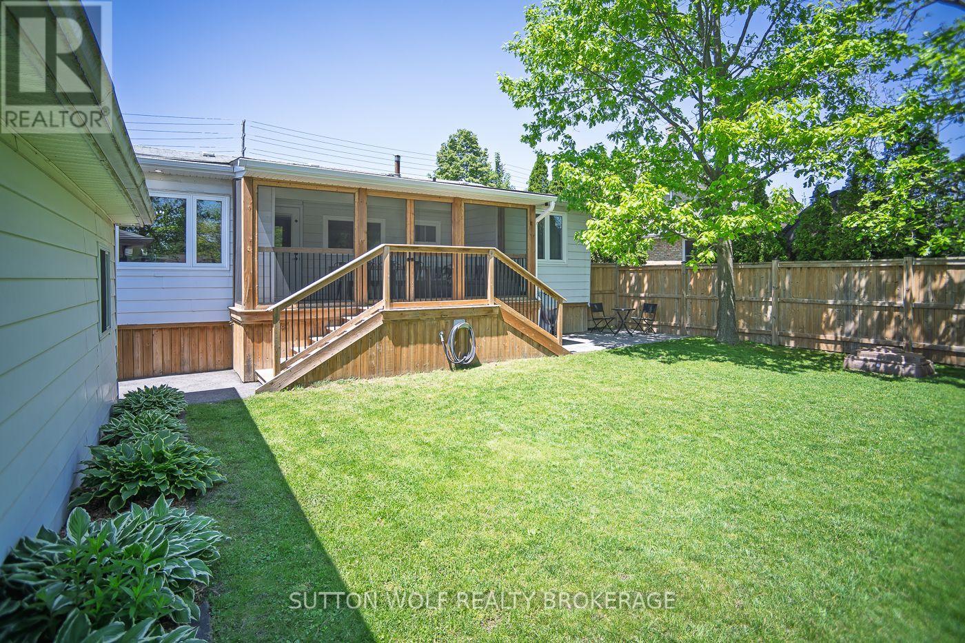 112 METCALFE STREET E - 49
