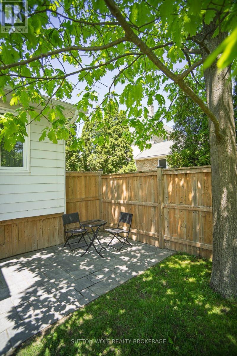 112 METCALFE STREET E - 50