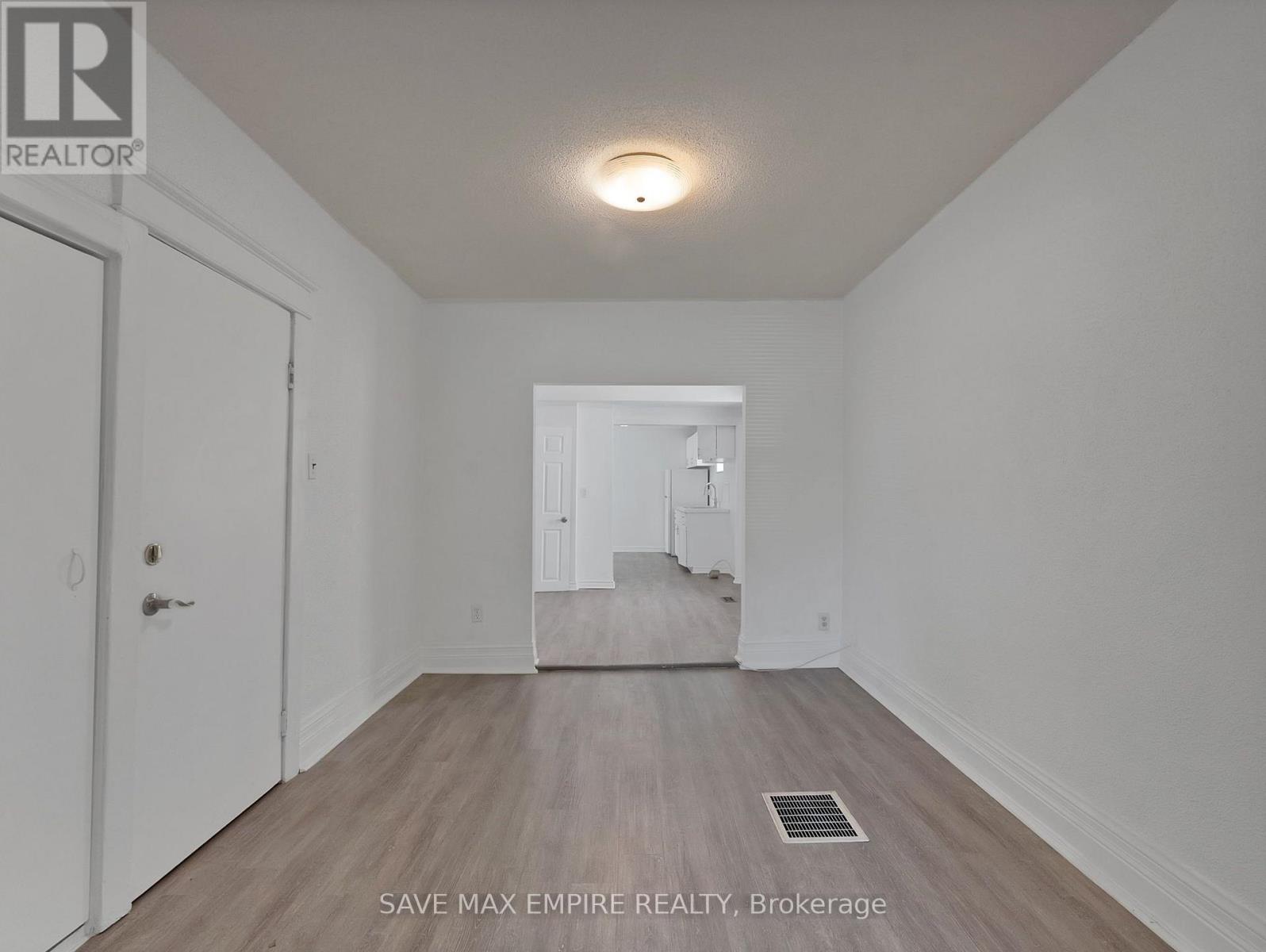 19 MINTO STREET - 12