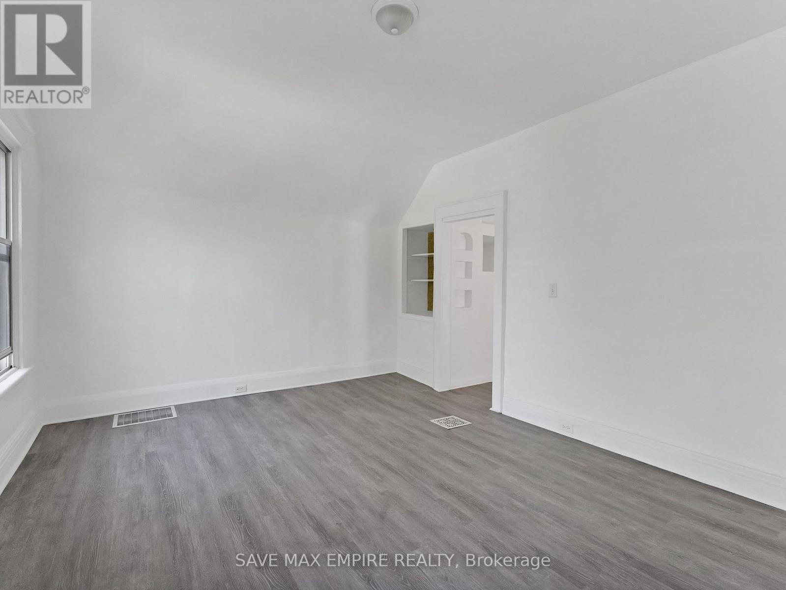 19 MINTO STREET - 18