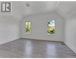 19 Minto Street, Toronto, ON M4L1B5 Photo 17