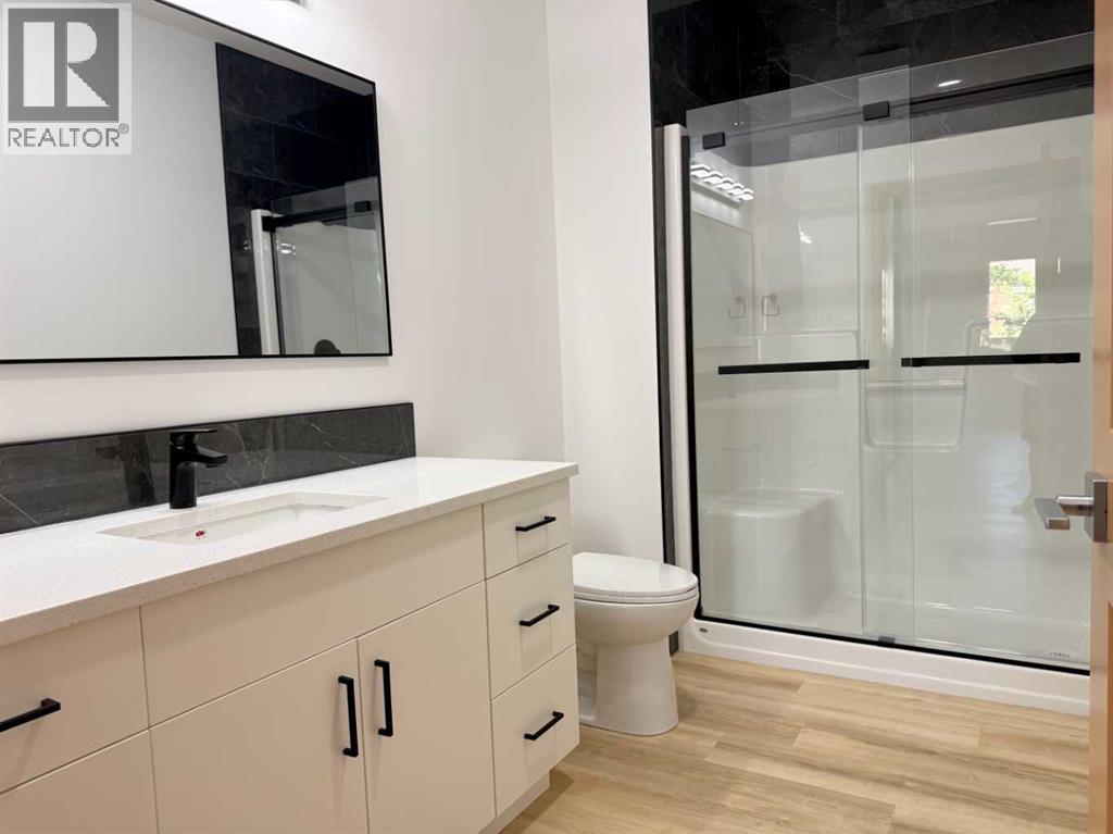 #2, 4738 49A Avenue - 16