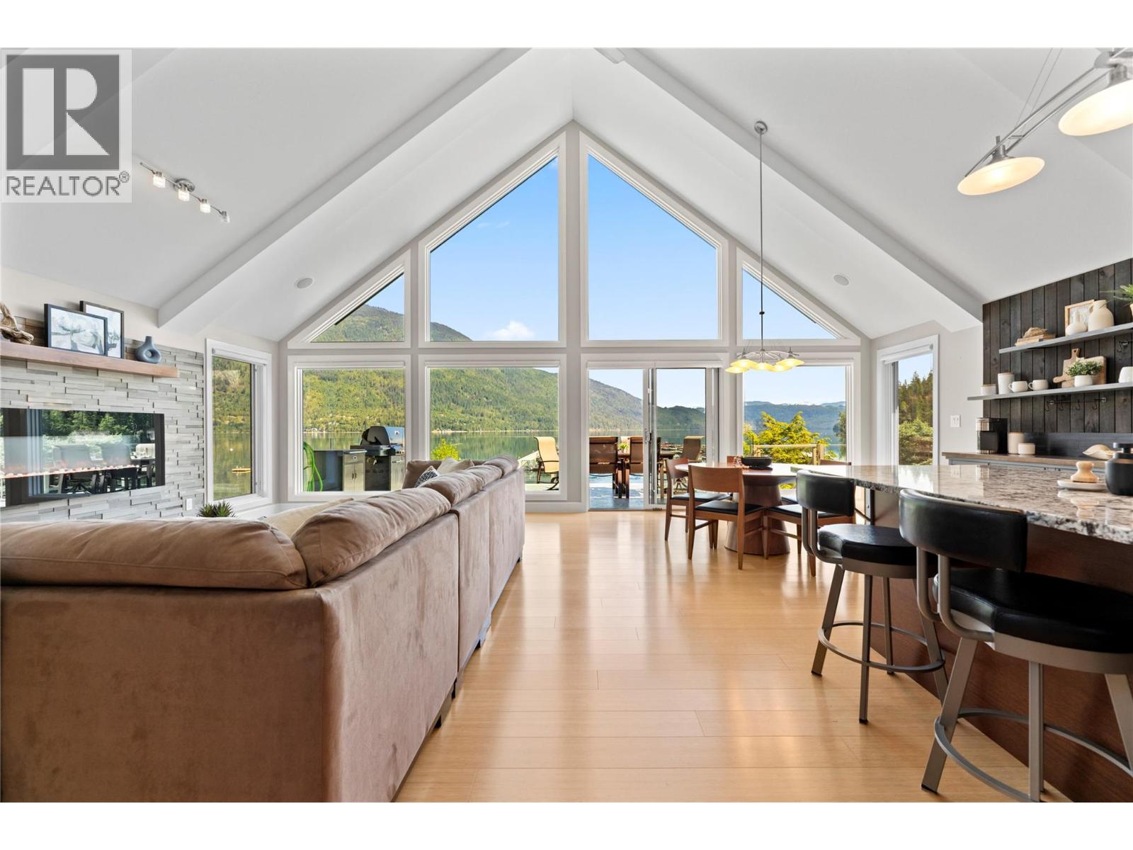 #13 6421 Eagle Bay Road - 5