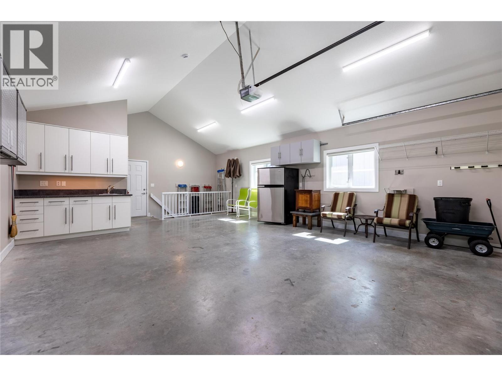 #13 6421 Eagle Bay Road - 36