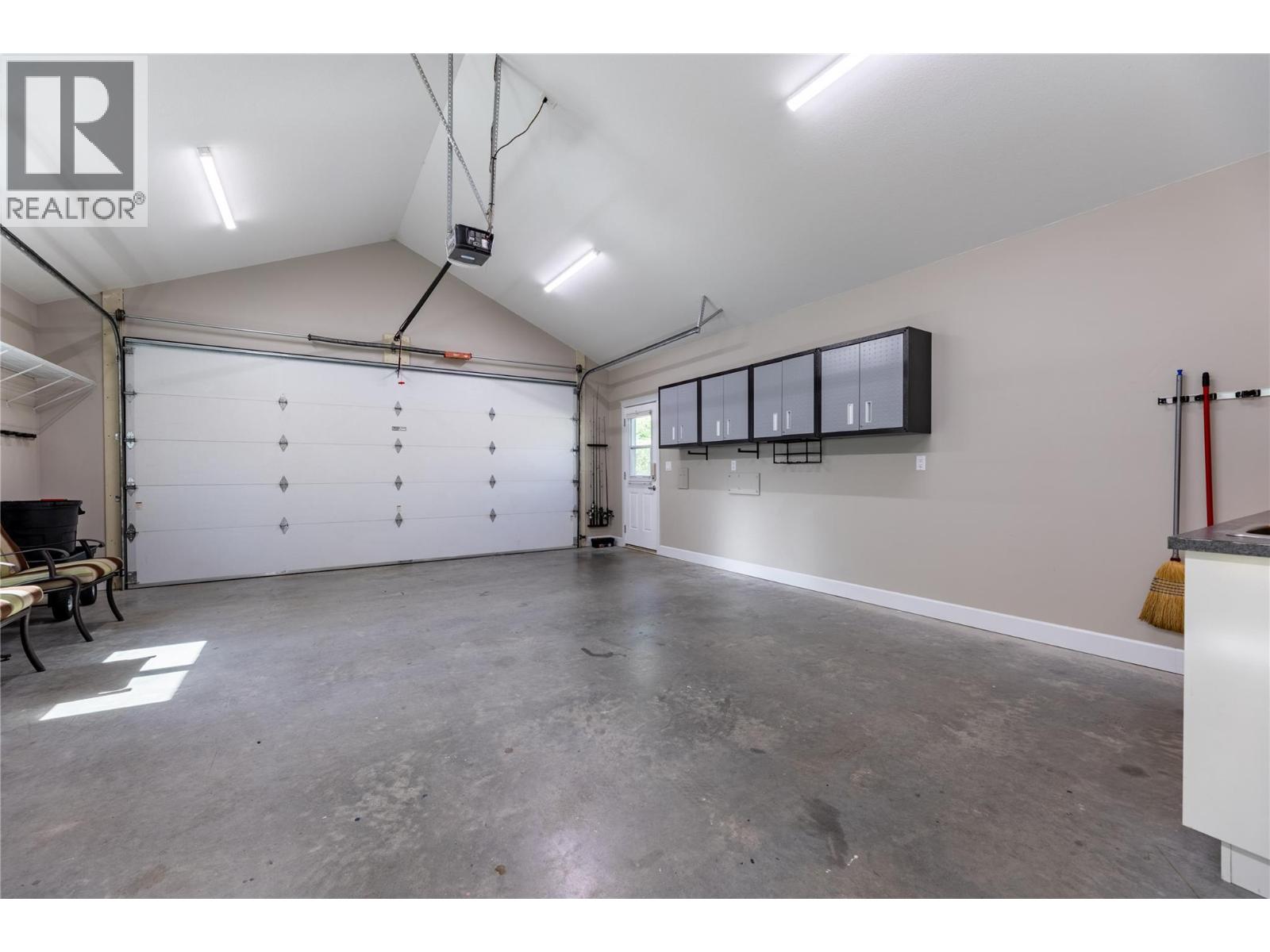#13 6421 Eagle Bay Road - 37