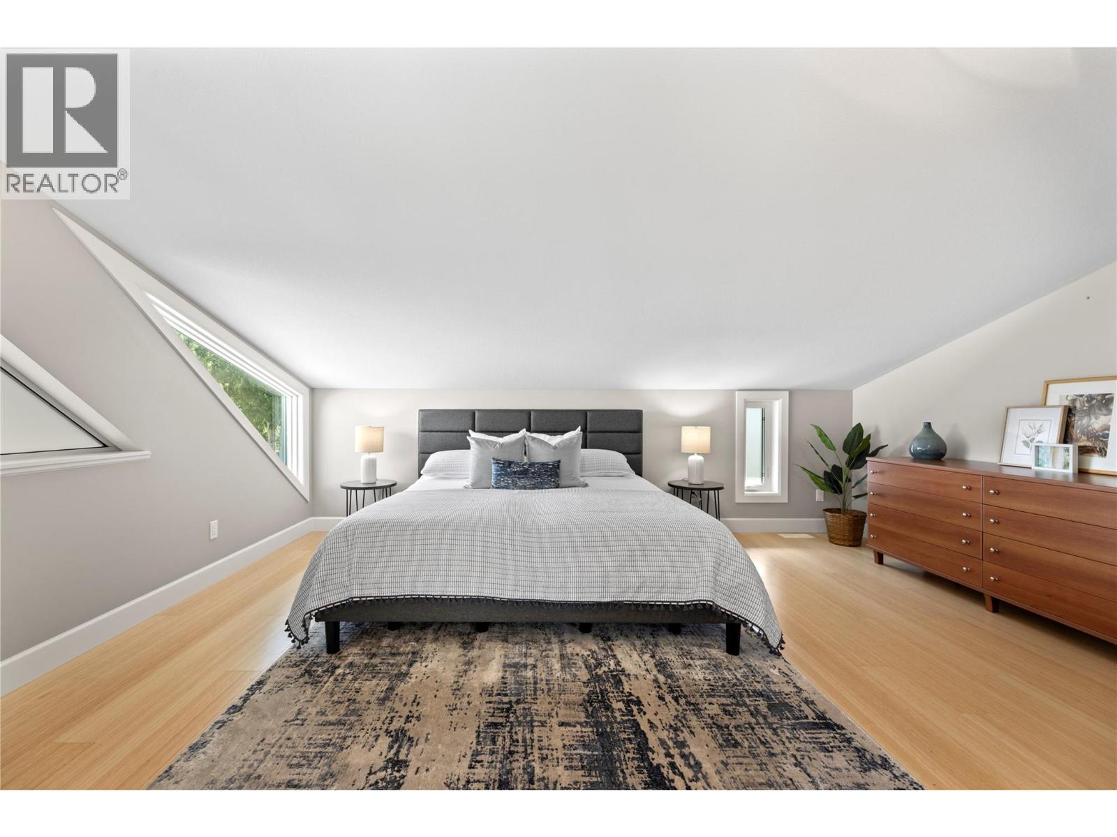 #13 6421 Eagle Bay Road - 40