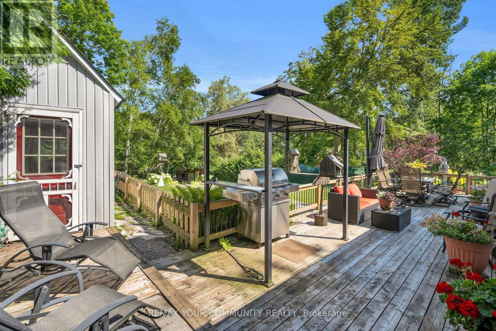 111 SIBBALD CRESCENT - 36